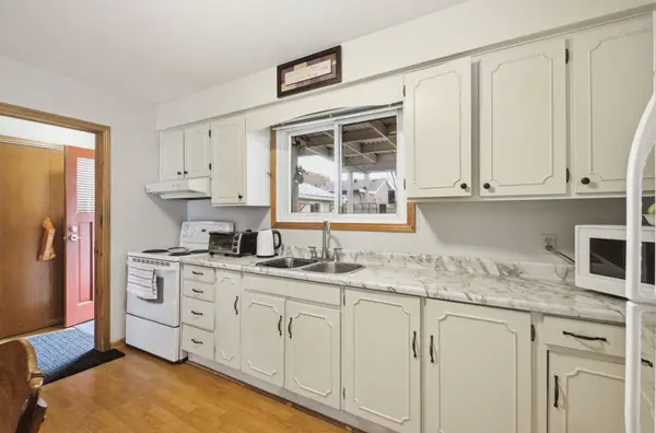 17 Brock ST, Ajax, ON L1S 1S9