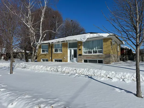 53 Milford Haven DR, Toronto E09, ON M1G 3C7