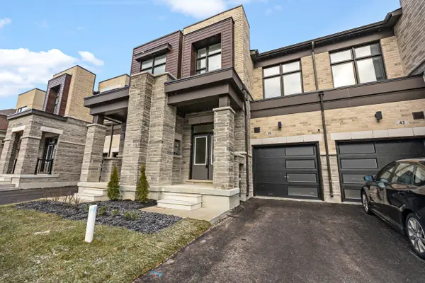 38 Singhampton RD, Vaughan, ON L4H 3Z6