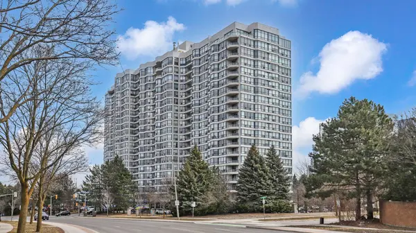 1 Clark AVE W #202, Vaughan, ON L4J 7Y6
