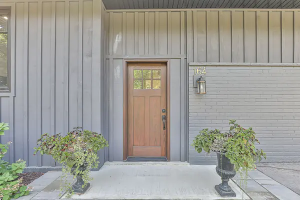 164 Park AVE, Newmarket, ON L3Y 1V1