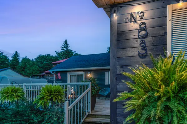 83 King RD, Tay, ON L0K 2C0