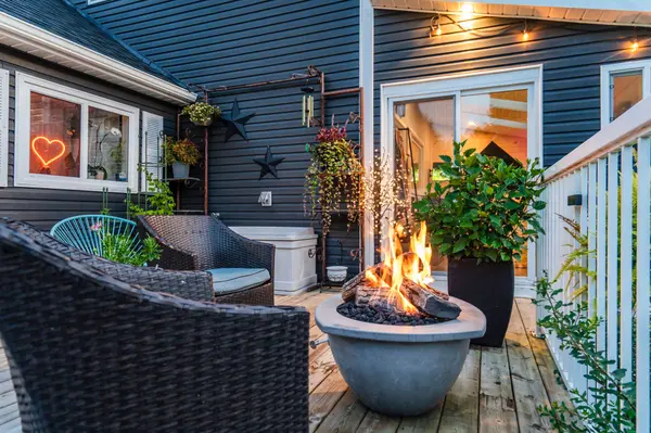 83 King RD, Tay, ON L0K 2C0