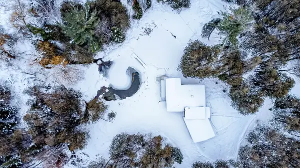 537 Huronia RD, Barrie, ON L4N 8X3