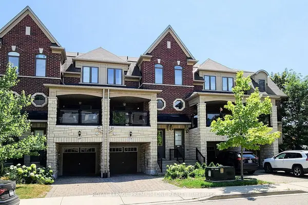71 Dryden WAY, Toronto W09, ON M9R 0B2