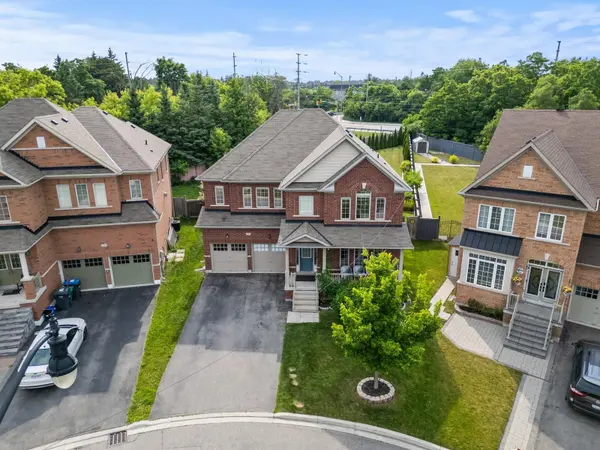 12 Danfield CT, Brampton, ON L6Y 2X9
