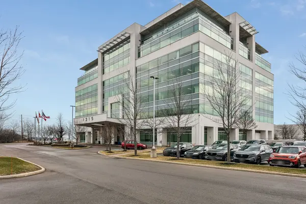 1315 North Service RD E #301, Oakville, ON L6H 1A7