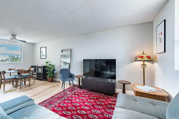 700 DYNES RD #618, Burlington, ON L7H 3M2