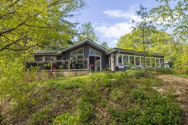 1535 Dwyer LN, Frontenac, ON K0K 1Z0