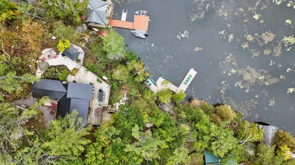 2712 Channel View LN, Selwyn, ON K0L 2H0