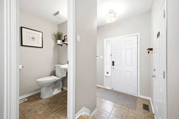 110 Prem CIR, Barrhaven, ON K2J 0C5