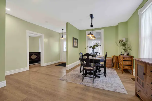 2464 Queen Mary ST, Cavan Monaghan, ON L0A 1C0