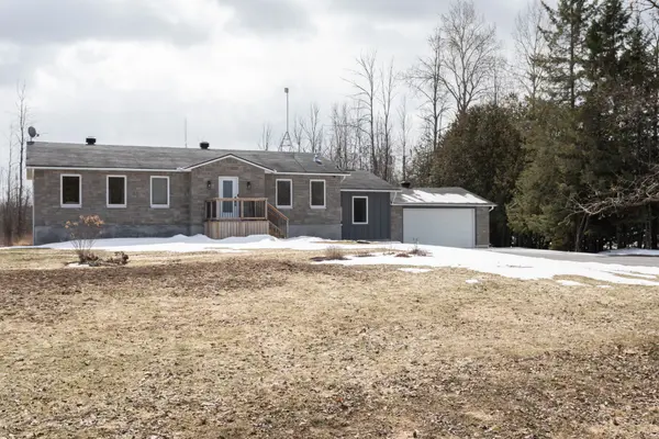 2071 8th Line, Beckwith, ON K7C 3P2