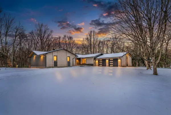 1625 Royal Orchard DR, Orleans - Cumberland And Area, ON K4C 1A9