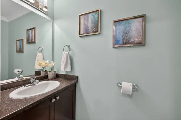 300 Pinehill DR, Hamilton, ON L0R 1P0