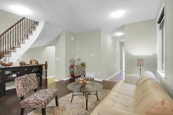 173 Highbury Park DR, Barrhaven, ON K2J 5Y1