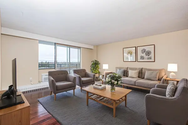 2400 Virginia DR #709, Alta Vista And Area, ON K1H 8L3