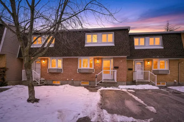 1777 Lamoureux DR #F, Orleans - Cumberland And Area, ON K1E 2N5