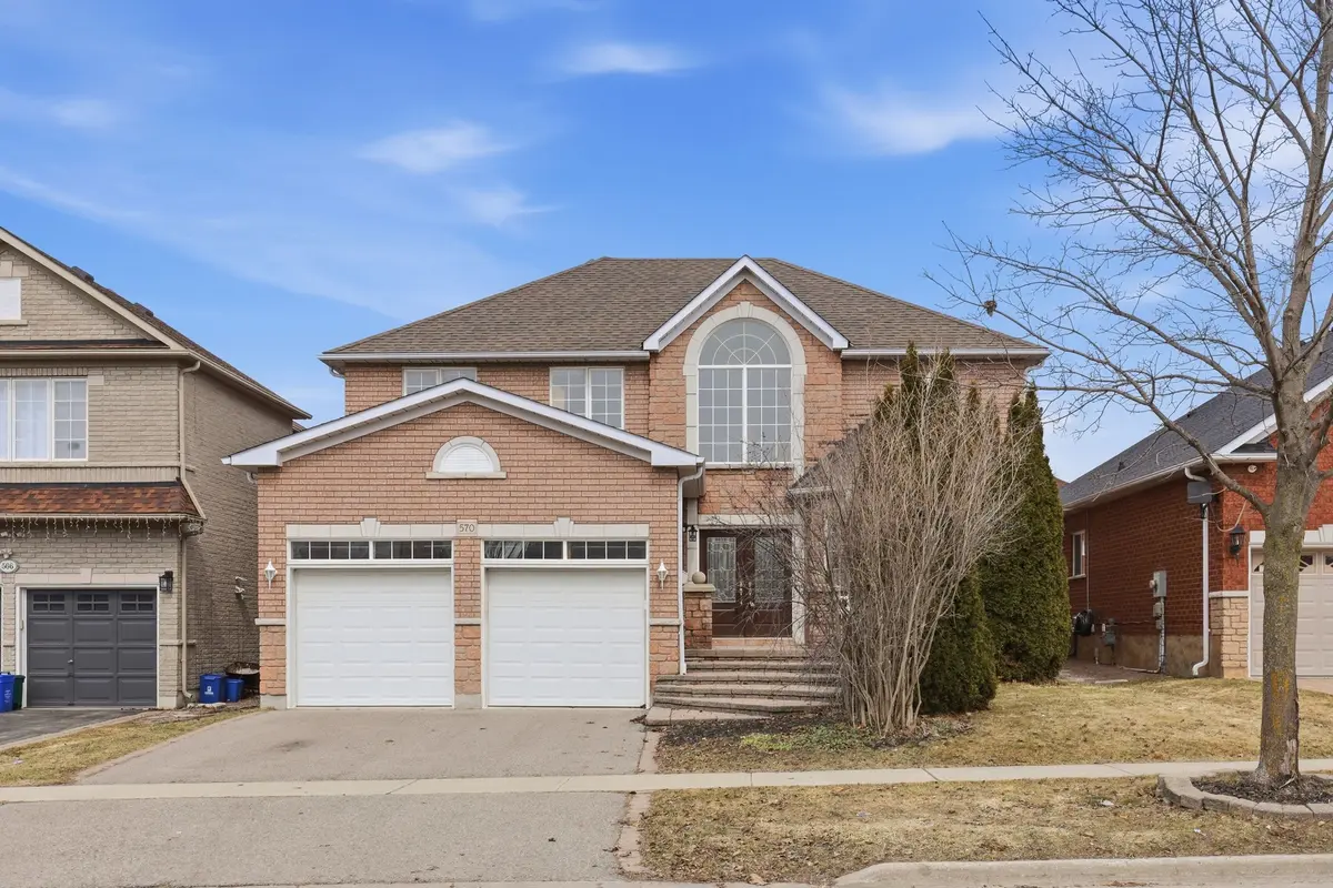 570 Blackwood BLVD, Oshawa, ON L1K 2N6