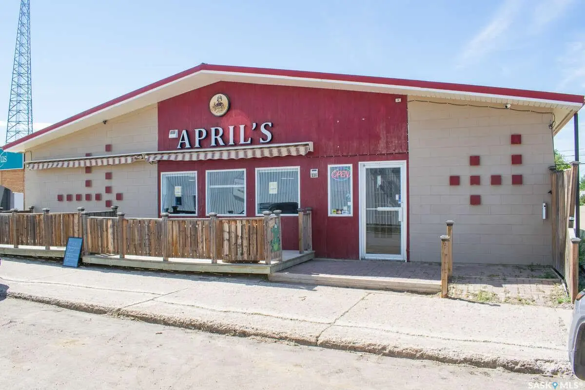 231 Main STREET, Central Butte, SK S0H 0T0