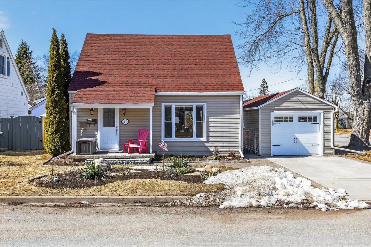 17 Margaret AVE, Kawartha Lakes, ON K9V 4E4