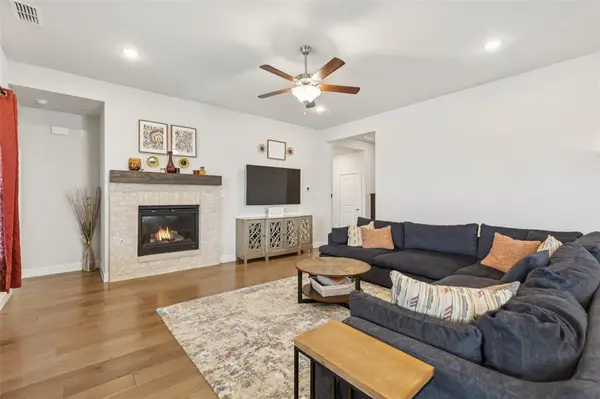 16500 Sunnyland Drive, Celina, TX 75009