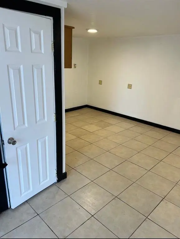 1209 Bawcom Street #1/2, Sweetwater, TX 79556