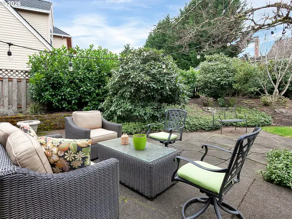 22515 PONDERAY DR, West Linn, OR 97068