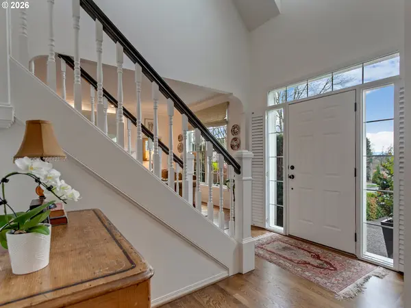 22515 PONDERAY DR, West Linn, OR 97068