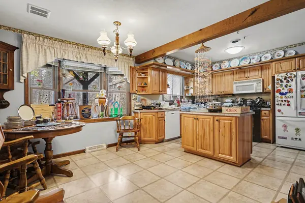 7337 E Sternberg RD, Sullivan Twp, MI 49448