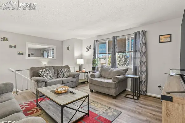 1309 Tappan CIR, Colorado Springs, CO 80909