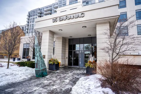 35 Saranac BLVD #630, Toronto C04, ON M6A 2G4