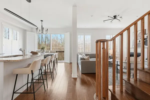 99 Auckland DR, Whitby, ON L1P 0J4