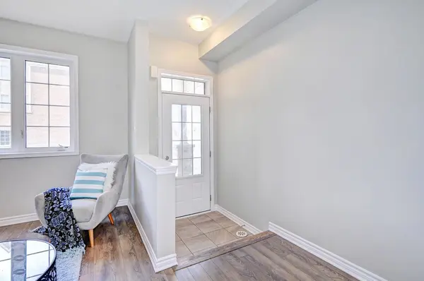 105 Jolly WAY, Toronto E04, ON M1P 0E2