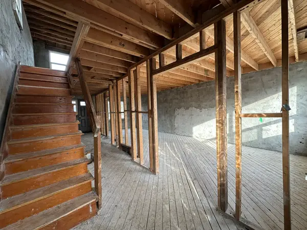 282 Westlake AVE, Toronto E03, ON M4C 4T6