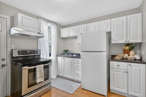 114 Olive AVE, Oshawa, ON L1H 2P2