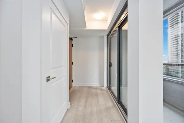 2920 Highway 7 RD #1107, Vaughan, ON L4K 0P4