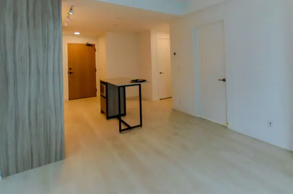 7950 Bathurst ST #1310, Vaughan, ON L4J 0A4