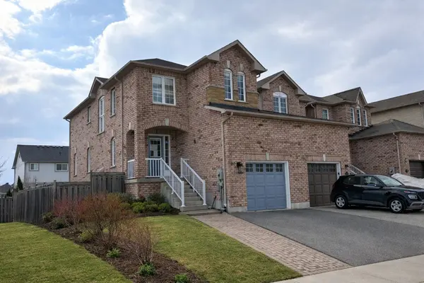 60 Ridwell ST, Barrie, ON L4N 0X2