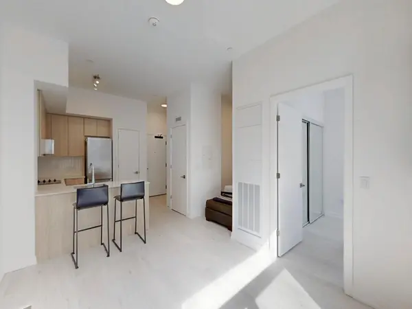 2501 The Saw Whet BLVD #117, Oakville, ON L6M 5N2