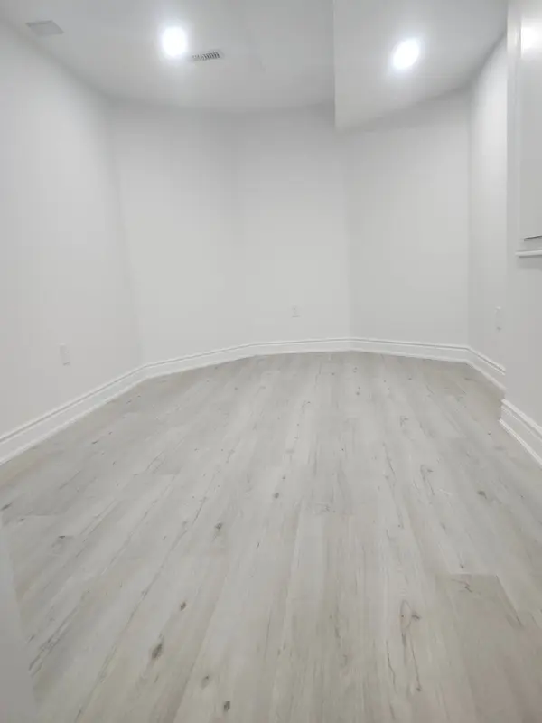 1 Branigan CRES #BSMT2, Halton Hills, ON L0P 1K0