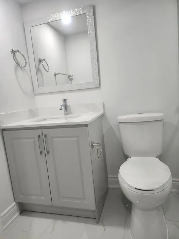 1 Branigan CRES #BSMT2, Halton Hills, ON L0P 1K0