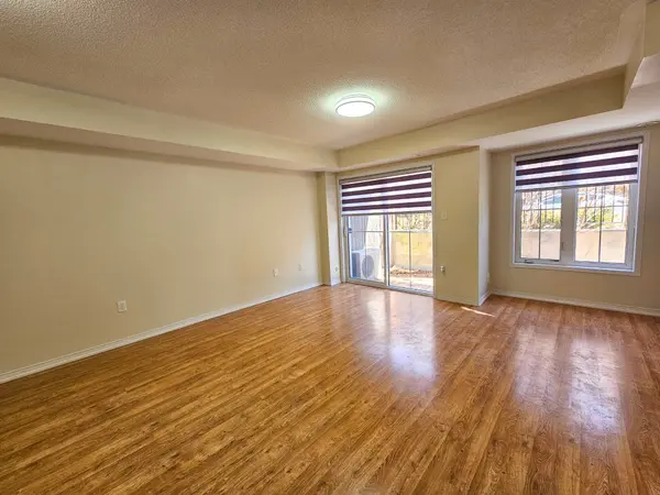 2488 Post RD #21, Oakville, ON L6H 0K1