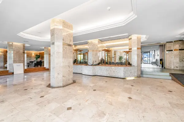 2759 Carousel CRES #308, Blossom Park - Airport And Area, ON K1T 2N5