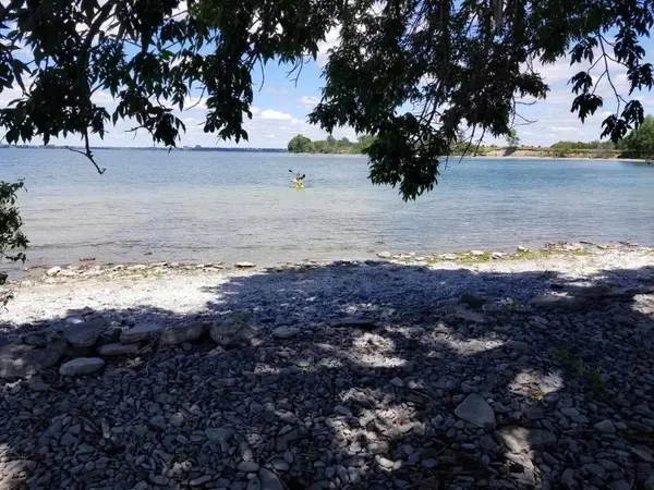 62 SCHOOL HOUSE RD, Frontenac Islands, ON K0H 2Y0