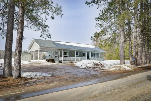 1009 Merkley RD E, Gravenhurst, ON P1P 1R3