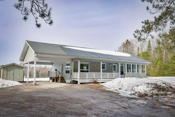 1009 Merkley RD E, Gravenhurst, ON P1P 1R3