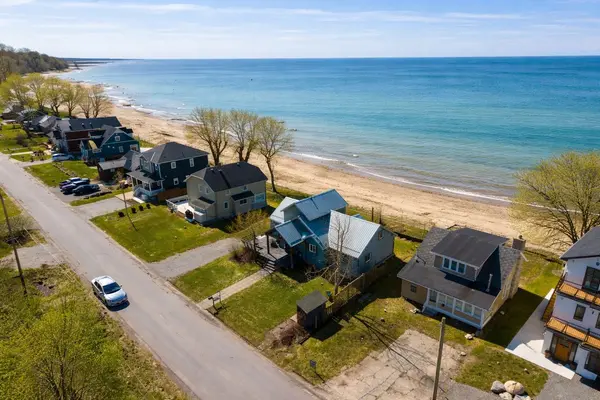 11573 Beach RD E, Wainfleet, ON L0S 1V0