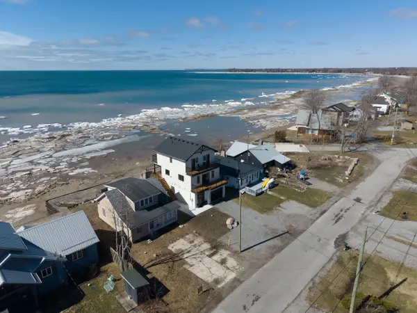 11573 Beach RD E, Wainfleet, ON L0S 1V0