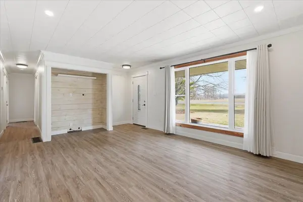 1121 HARMONY RD, Belleville, ON K0K 1V0